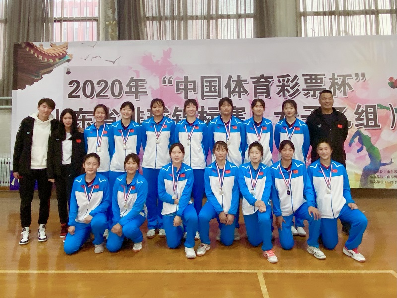 队员合影2-1.jpg